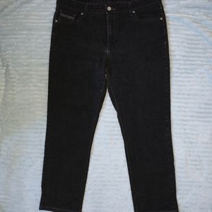 Black tab Levi's